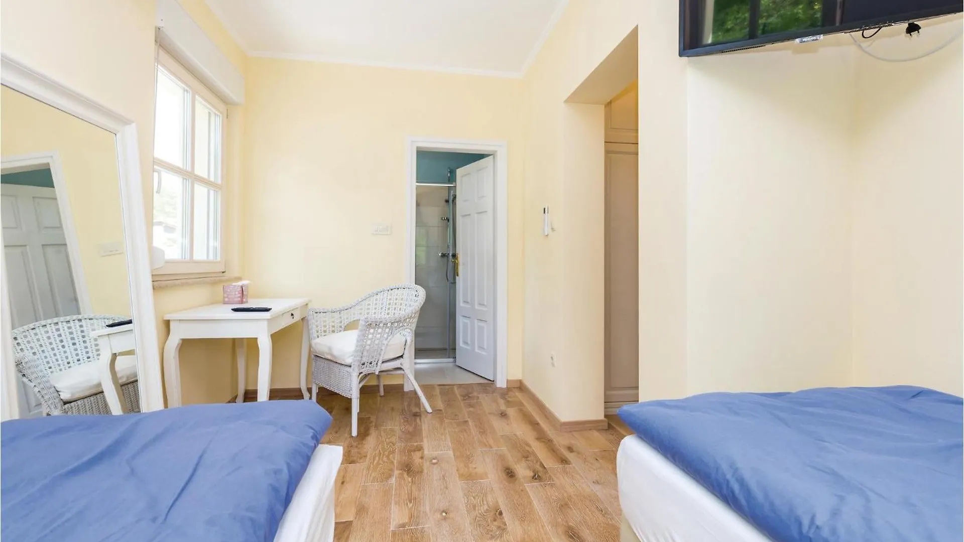 6 Bedroom Cozy Home In Lovran Holiday home