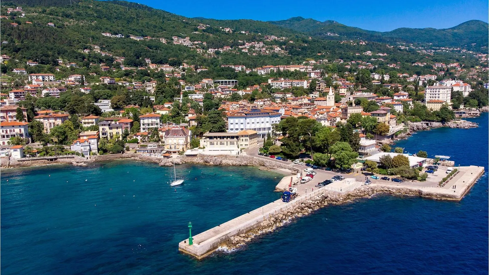 6 Bedroom Cozy Home In Lovran Croatia