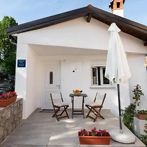 Apartment Kuca Za Odmor Nall, Lovran